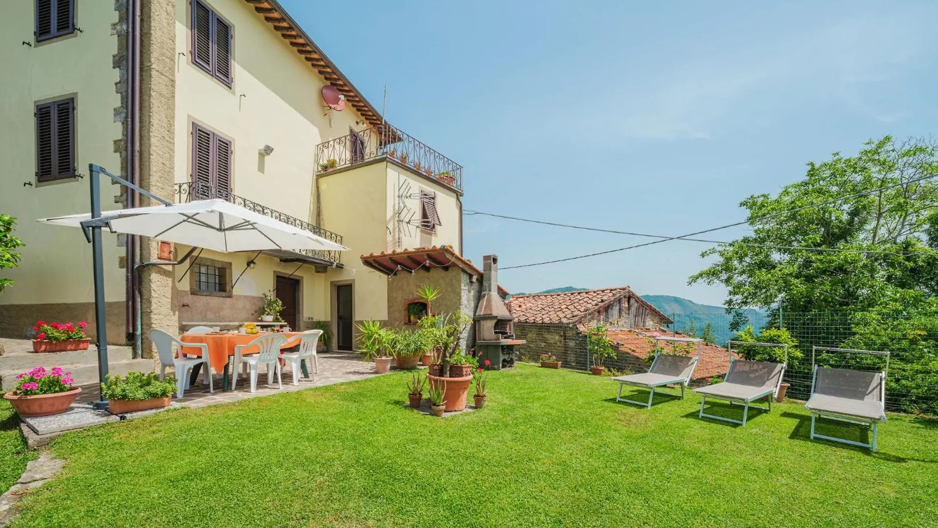Holiday Home Sara By Interhome Gello